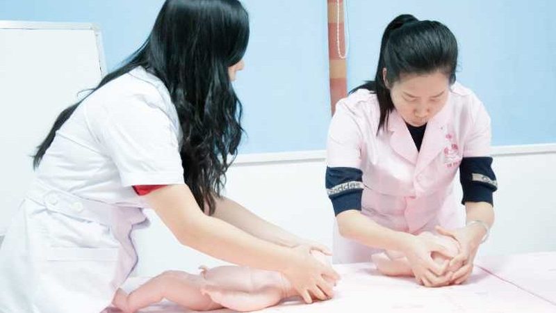 产后母婴护理注意事项视频教程：新手妈妈的必备指南