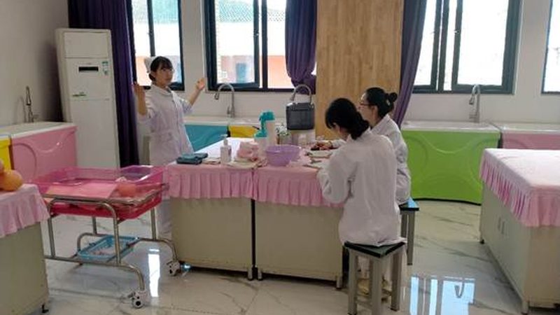 婴儿抚触，从入门到精通：手法顺序图解
